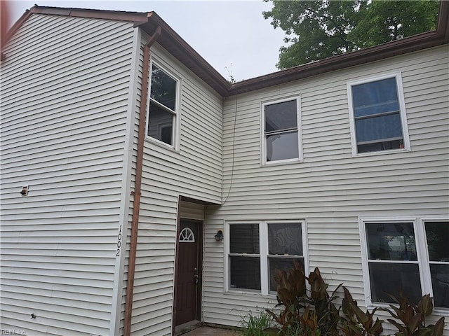 1002 Barnacle Ct, Virginia Beach, VA 23451 - view of front facade