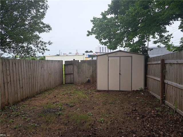 1002 Barnacle Ct, Virginia Beach, VA 23451 - view of fenced backyard