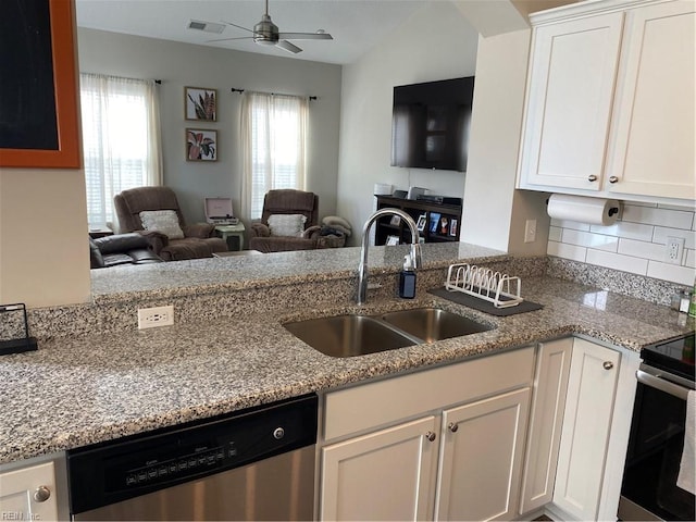 1010 Kings Land Ct, Williamsburg, VA 23185 - kitchen featuring appliances with stainless steel finishes, open floor plan, a ceiling fan, and white cabinetry