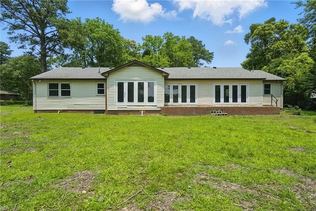 3555 Heutte Dr, Norfolk, VA 23518 - back of property with french doors and a yard