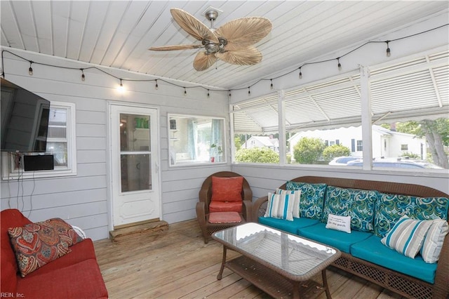 327 Brightwood Ave, Hampton, VA 23661 - sunroom with ceiling fan