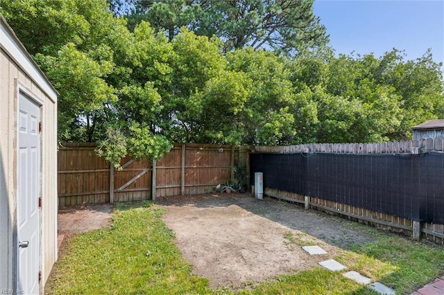 3054 Comte Ct, Virginia Beach, VA 23453 - view of fenced backyard
