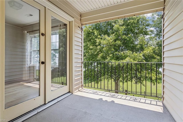 4002 Chesapeake Ave, Hampton, VA 23669 - view of balcony