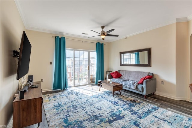 1400 Granby St Unit 413, Norfolk, VA 23510 - living area featuring ornamental molding, ceiling fan, wood finished floors, and baseboards