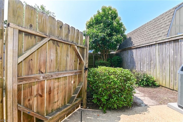 785 Biltmore Dr, Virginia Beach, VA 23454 - view of gate