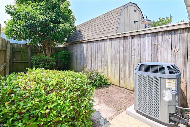 785 Biltmore Dr, Virginia Beach, VA 23454 - view of outbuilding featuring central AC unit and a fenced backyard