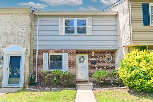 785 Biltmore Dr, Virginia Beach, VA 23454 - multi unit property with brick siding