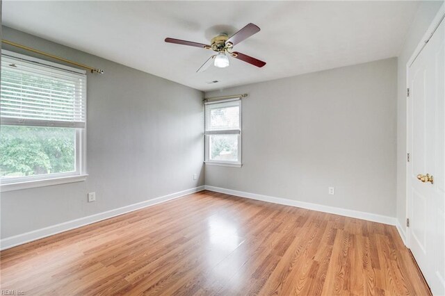 32 Gunter Ct, Hampton, VA 23666 - unfurnished room featuring light wood-style floors, baseboards, and a ceiling fan