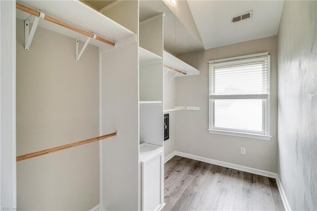 32 Gunter Ct, Hampton, VA 23666 - spacious closet with light wood-type flooring