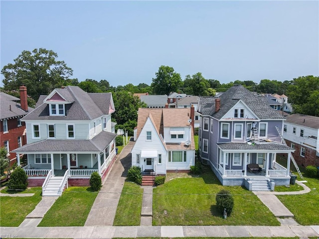 2718 Chesterfield Blvd, Norfolk, VA 23504 - view of front facade with a porch, a front yard, and a residential view