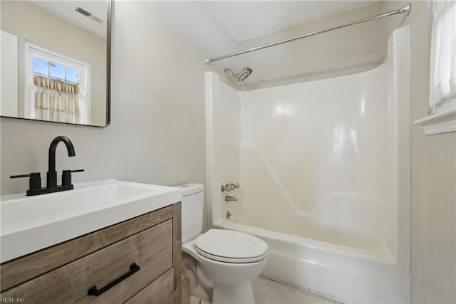 1305 Ettington Ln, Virginia Beach, VA 23464 - full bath featuring toilet, vanity, and shower / washtub combination