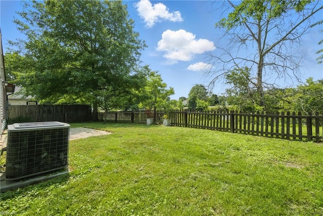 1305 Ettington Ln, Virginia Beach, VA 23464 - view of yard with central air condition unit