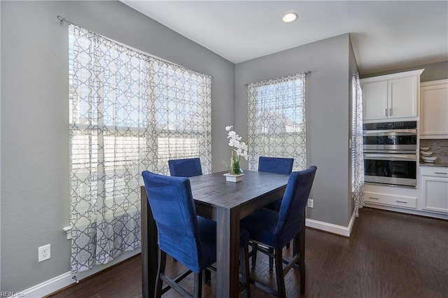 604 Baker Loop, Chesapeake, VA 23320 - dining space featuring dark wood-style floors, baseboards, and recessed lighting