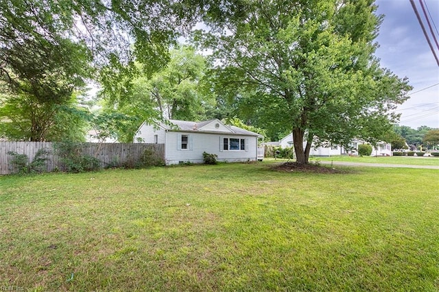 795 Old Oyster Point Rd, Newport News, VA 23602 - view of yard