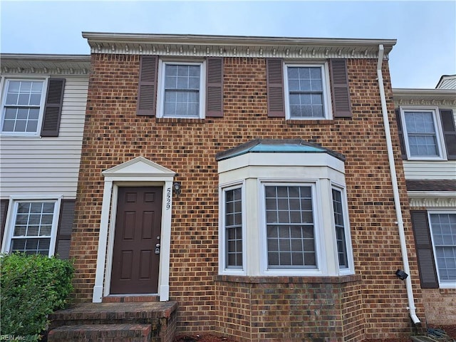 5529 Baccalaureate Dr, Virginia Beach, VA 23462 - view of front of property featuring brick siding