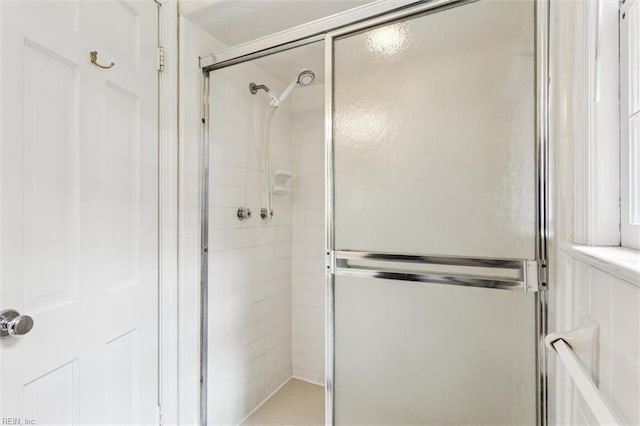 122 Avery Cres, Newport News, VA 23606 - bathroom with a shower stall