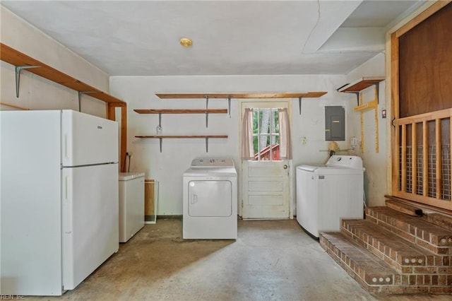 10 Kathy Dr, Poquoson, VA 23662 - laundry area with washing machine and dryer and electric panel