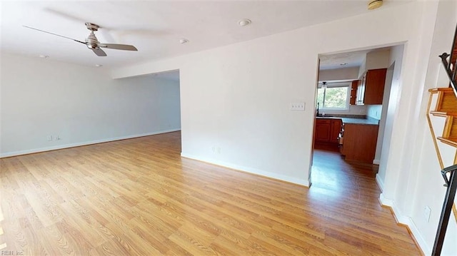 400 Ticonderoga Rd, Virginia Beach, VA 23462 - empty room with light wood-type flooring, a ceiling fan, and a smoke detector