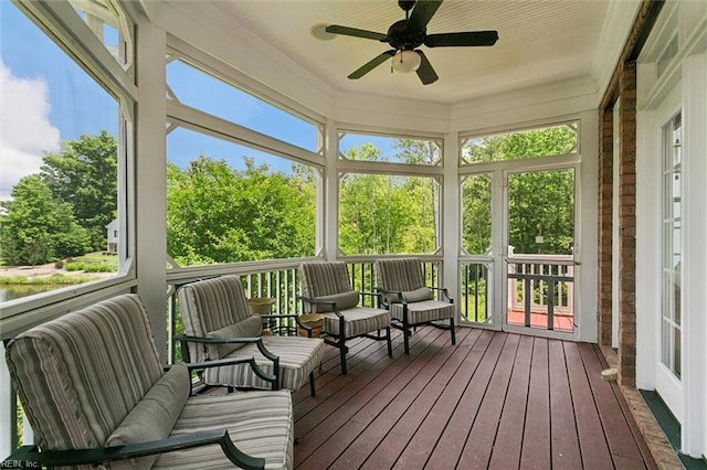 209 St Cuthbert, Williamsburg, VA 23188 - sunroom featuring a ceiling fan