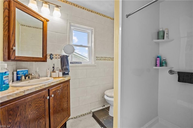 1236 Ginger Crst, Virginia Beach, VA 23453 - full bathroom featuring tile walls, vanity, and tile patterned floors