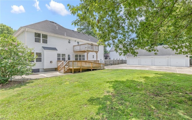 1304 Glen Burnie Ct, Virginia Beach, VA 23454 - back of property featuring a lawn and a deck
