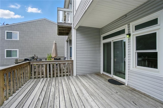 1039 Little Bay Ave, Norfolk, VA 23503 - view of wooden deck