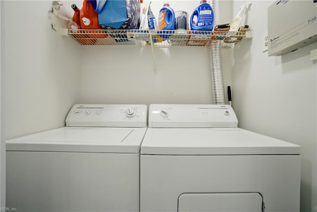 107 Westover Ave Unit 203, Norfolk, VA 23507 - laundry room featuring washer and clothes dryer