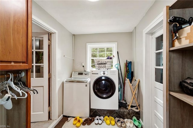 55 Brogden Ln, Hampton, VA 23666 - laundry area with washer and dryer