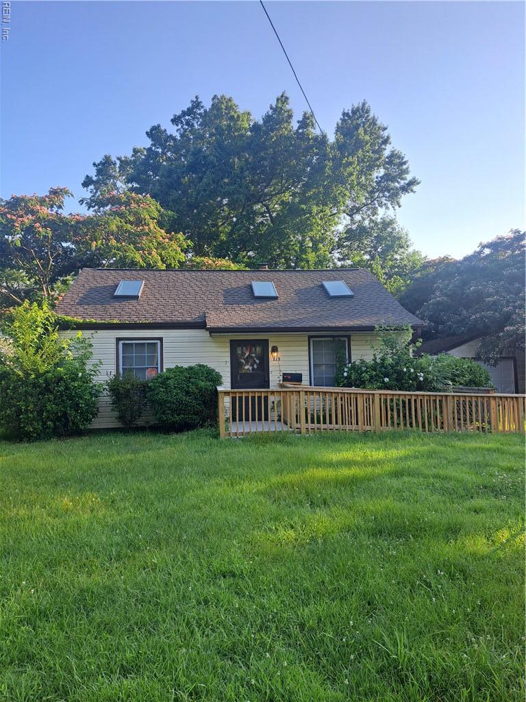 213 Air Station Dr, Virginia Beach, VA 23454 - view of front of home featuring a front yard