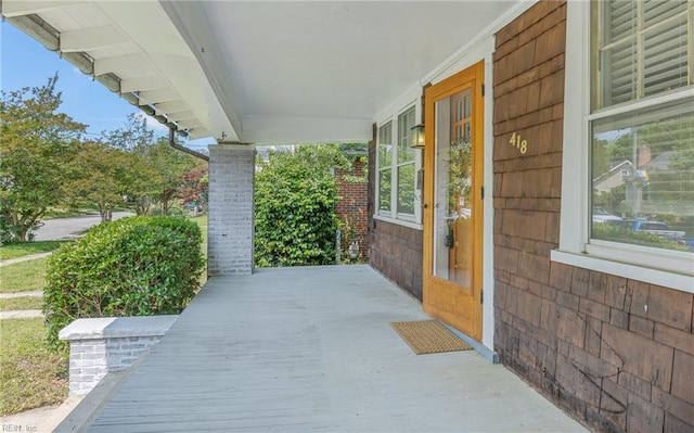 418 Massachusetts Ave, Norfolk, VA 23508 - view of covered porch