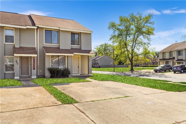 900 Monarch Dr, Virginia Beach, VA 23462 - townhome / multi-family property with a shingled roof