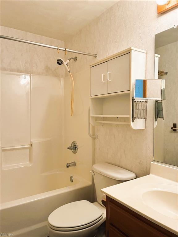 937 Marble Arch, Chesapeake, VA 23322 - full bath featuring shower / washtub combination, vanity, and a textured wall