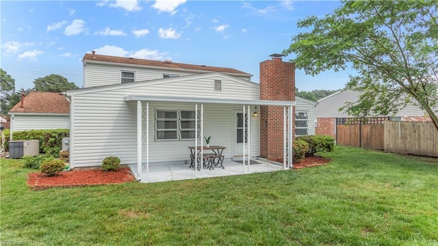 969 Sunnyside Dr, Virginia Beach, VA 23464 - rear view of property with a patio area