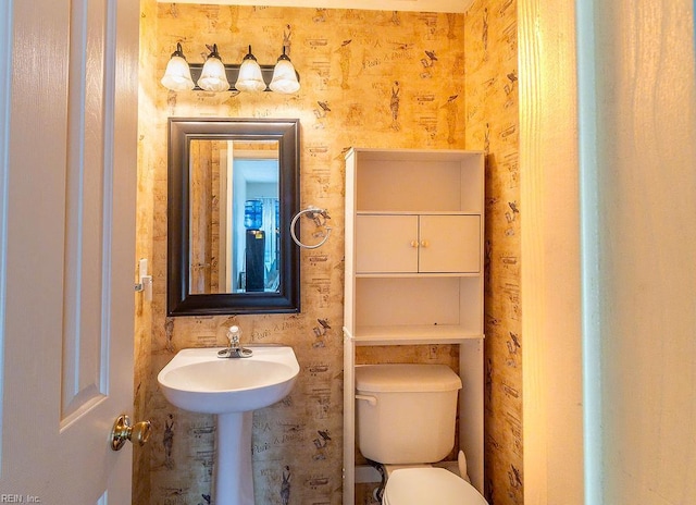 5537 Port Royal Dr, Virginia Beach, VA 23462 - half bathroom with toilet and a sink
