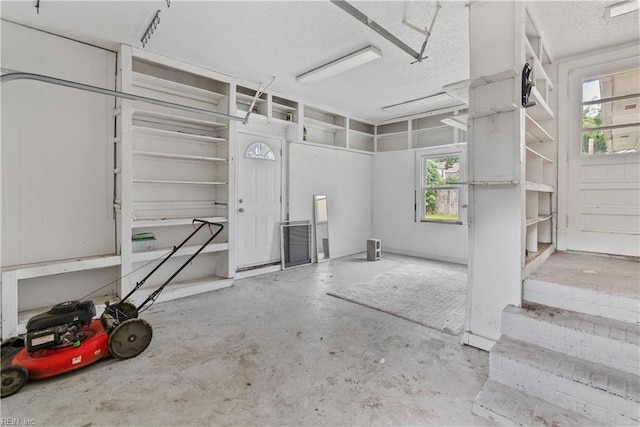 731 Carolina Ave, Virginia Beach, VA 23451 - view of garage