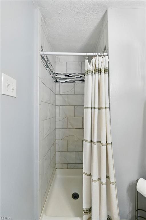 3441 Daisy Cres, Virginia Beach, VA 23453 - full bathroom with a shower stall and a textured ceiling