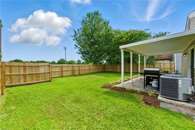 3441 Daisy Cres, Virginia Beach, VA 23453 - fenced backyard with a patio area