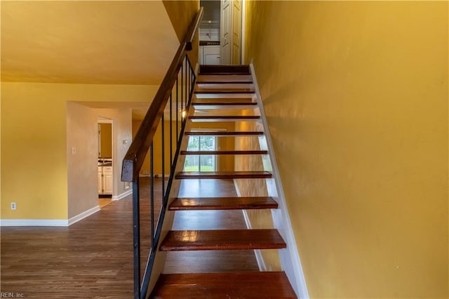 3724 Radford Cir, Chesapeake, VA 23321 - stairway featuring wood finished floors and baseboards