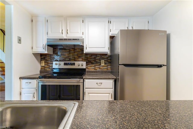 3724 Radford Cir, Chesapeake, VA 23321 - kitchen featuring stainless steel appliances, under cabinet range hood, dark countertops, and white cabinetry
