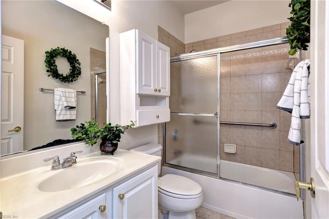 6667 Rexford Ln, Williamsburg, VA 23188 - full bath featuring vanity and combined bath / shower with glass door