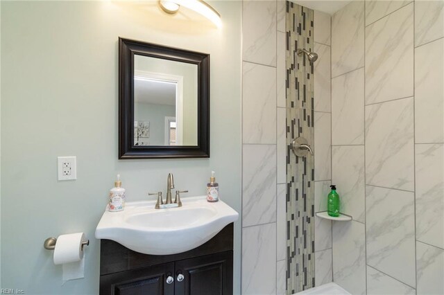 1 N Greenfield Ave, Hampton, VA 23666 - full bath featuring tiled shower and vanity