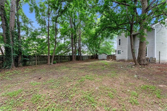 890 Brompton Ct, Newport News, VA 23608 - fenced backyard with a storage unit