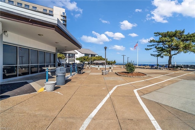 4004 Atlantic Ave Unit 309, Virginia Beach, VA 23451 - view of property's community