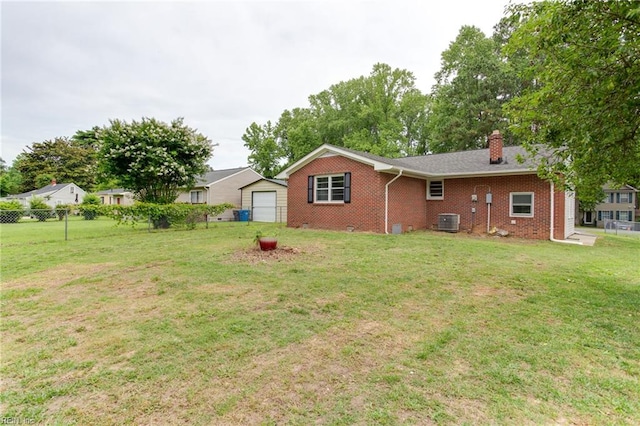 194 Railroad St, Williamsburg, VA 23185 - view of yard featuring a garage