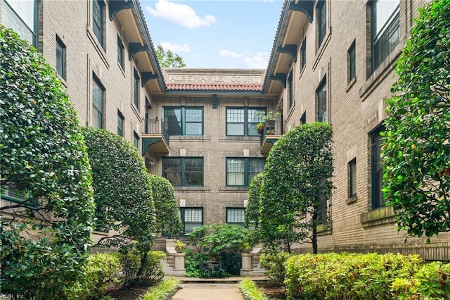 812 Stockley Gdns Unit 2, Norfolk, VA 23507 - view of building exterior