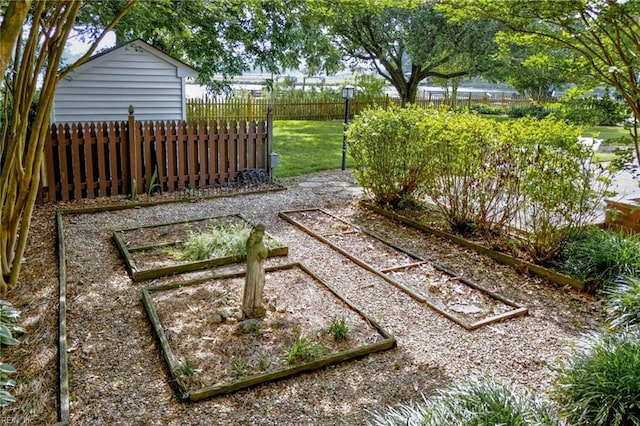 417 Peace Haven Dr, Norfolk, VA 23502 - view of yard with a garden