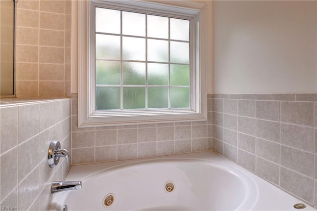 3248 Windsor Rdg, Williamsburg, VA 23188 - full bathroom with a jetted tub