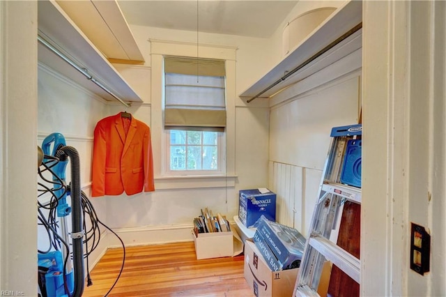 1357 Buckingham Ave, Norfolk, VA 23508 - spacious closet featuring wood finished floors