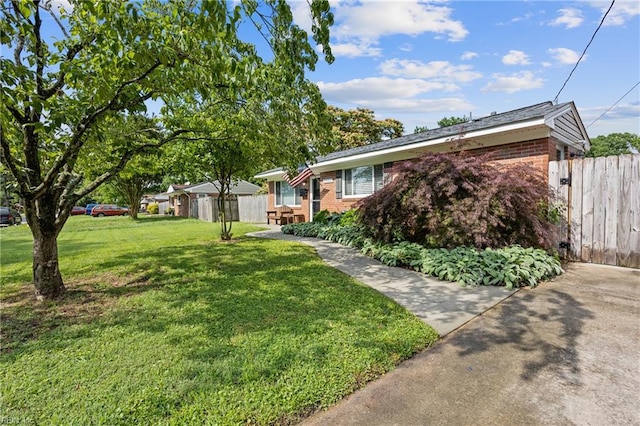 3332 Lusk St, Virginia Beach, VA 23464 - ranch-style house featuring brick siding