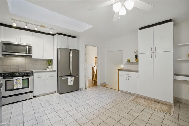 3821 Shadow Ln, Virginia Beach, VA 23452